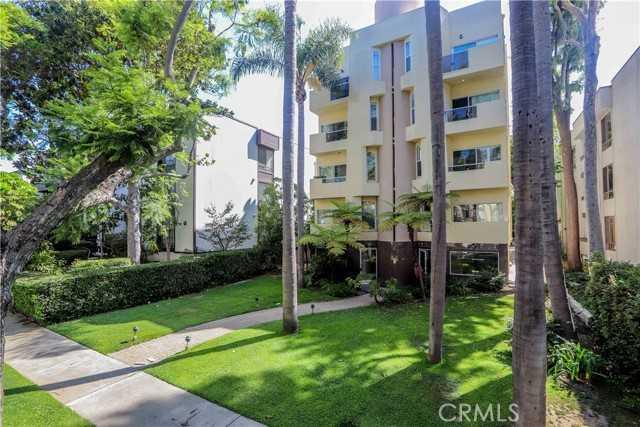 410 Oakhurst 101, Beverly Hills, Condominium,  for sale, Tony Ayoub, RE/MAX College Park Realty