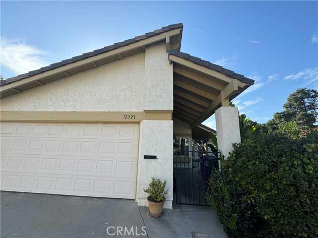 12321 Glacier, Los Alamitos, Single Family Residence,  for sale, Tony Ayoub, RE/MAX College Park Realty